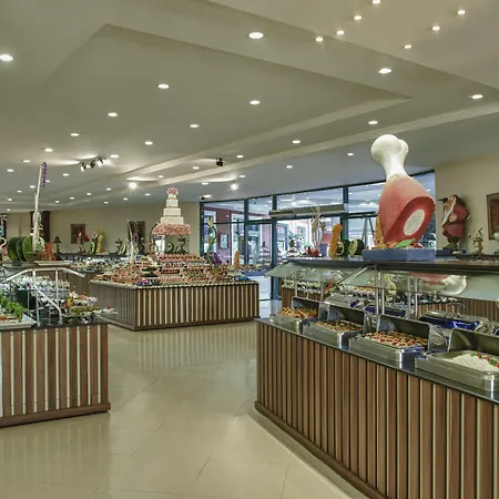 德尔芬宫酒店 度假村