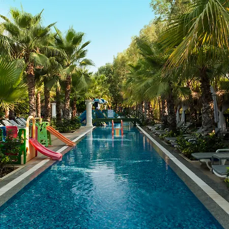 Rezort Delphin Palace Antalya