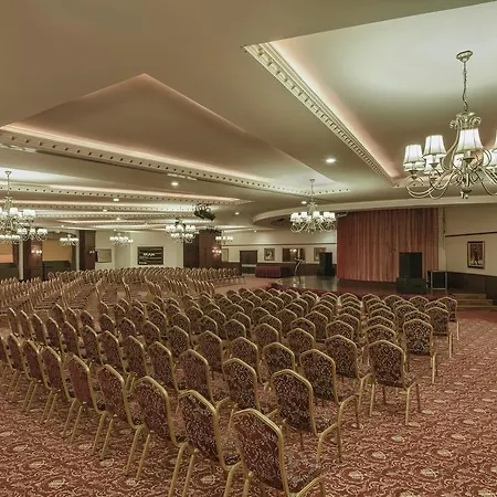 Resort Delphin Palace 5*
