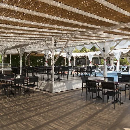 Delphin Palace Resort 5*